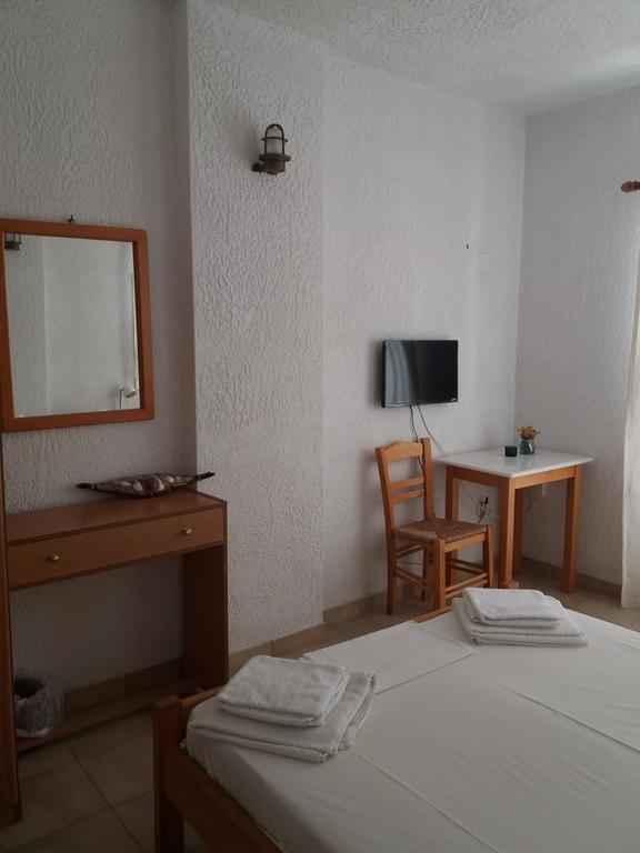 Apaggio Apartments Katápola Eksteriør billede